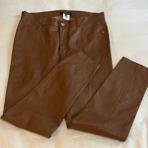 Lafayette 148 New York Lambskin Leather Vicuña Pants. Never worn - Picture 3 of 9